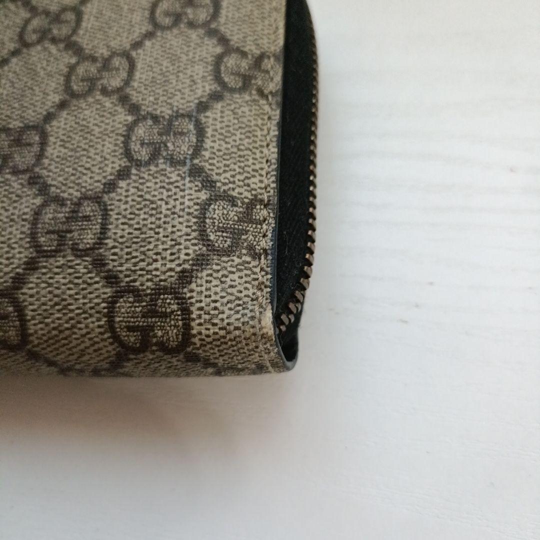 GUCCI GGキャンバス 長財布 パールチャーム付き