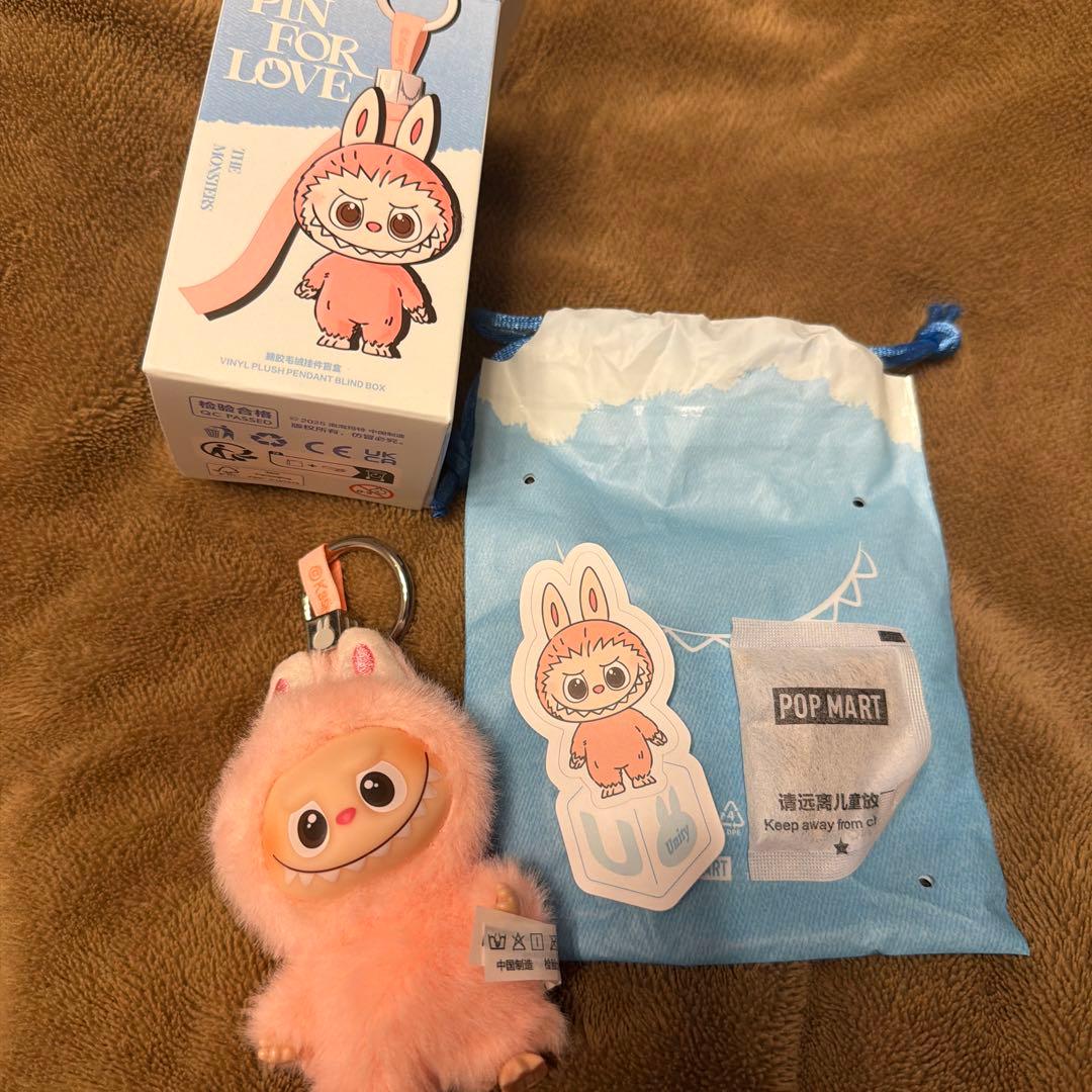 正規品］POP MART イニシャルラブブU - メルカリ