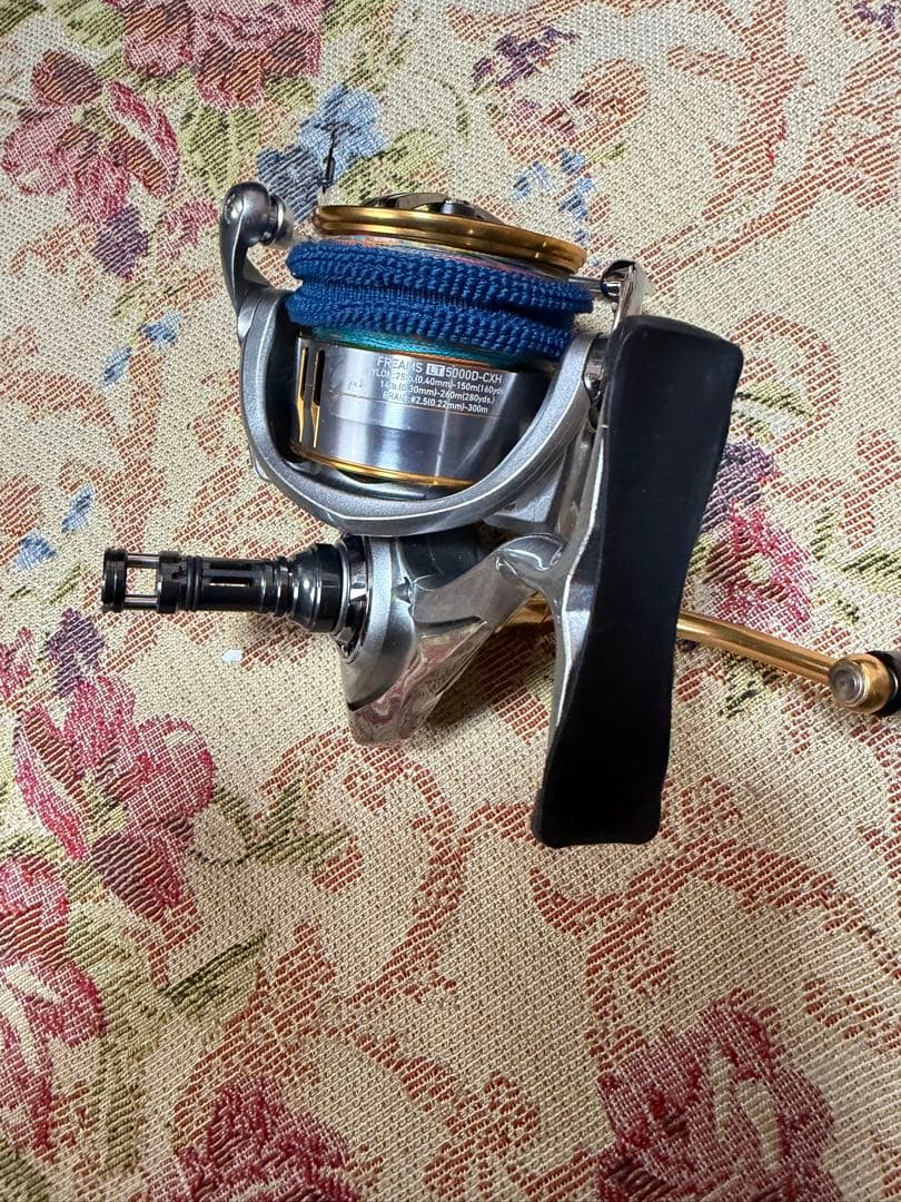 Daiwa ダイワ FREAMS LT 5000D-CXH スピニングリール - メルカリ