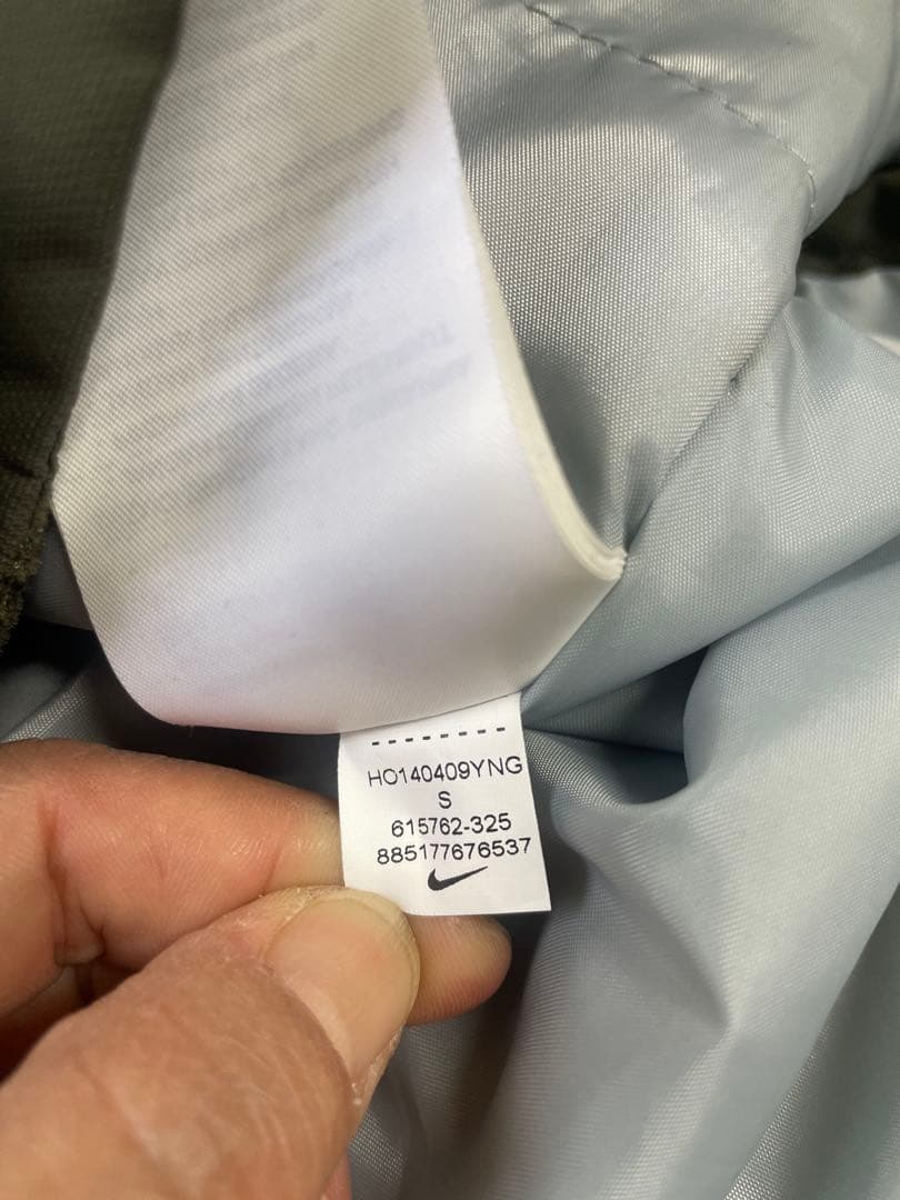 スノー仕様のNIKE SBジャケットHUDSON PARKAナイキSB(S)