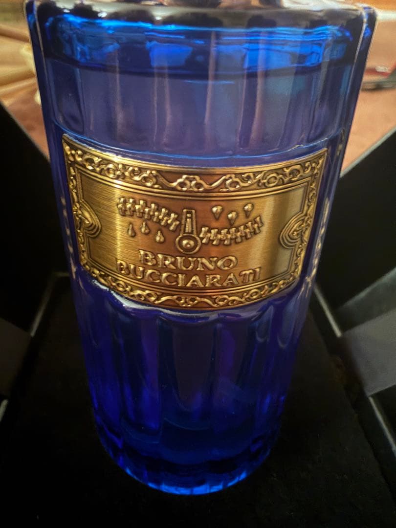 ジョジョの奇妙な冒険　黄金の風　香水　ブチャラティ