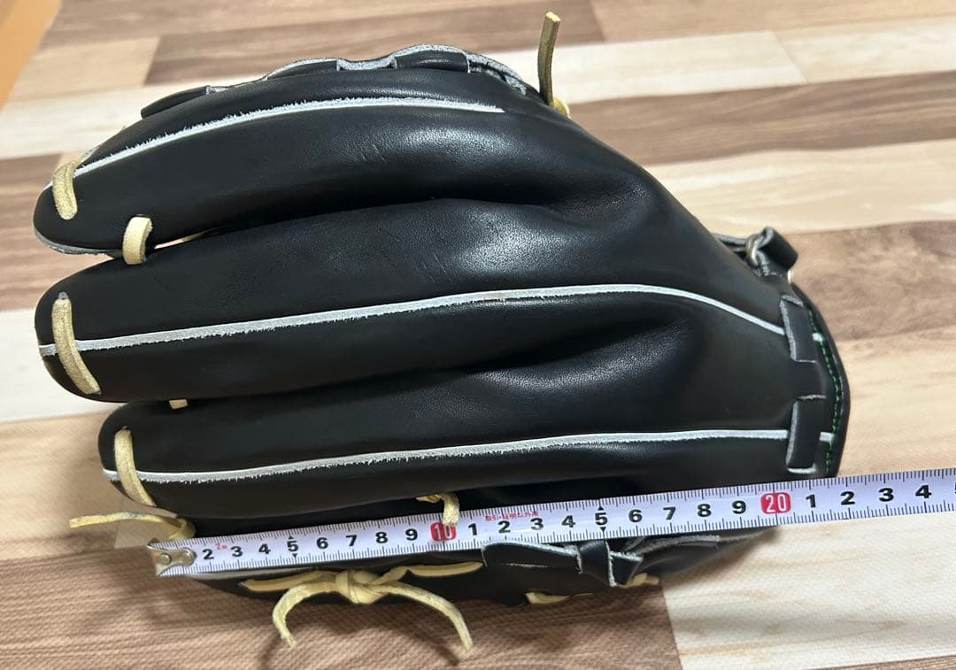 硬式・軟式兼用 黒 ライナーバック グリス追加済み 投手用