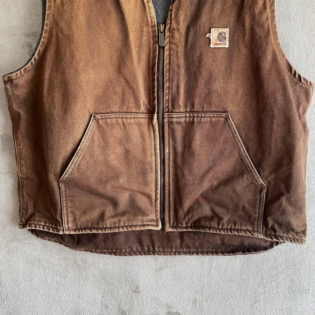 Carhartt USA製 ダックベスト 鬼フェード XLブラウン - メルカリ
