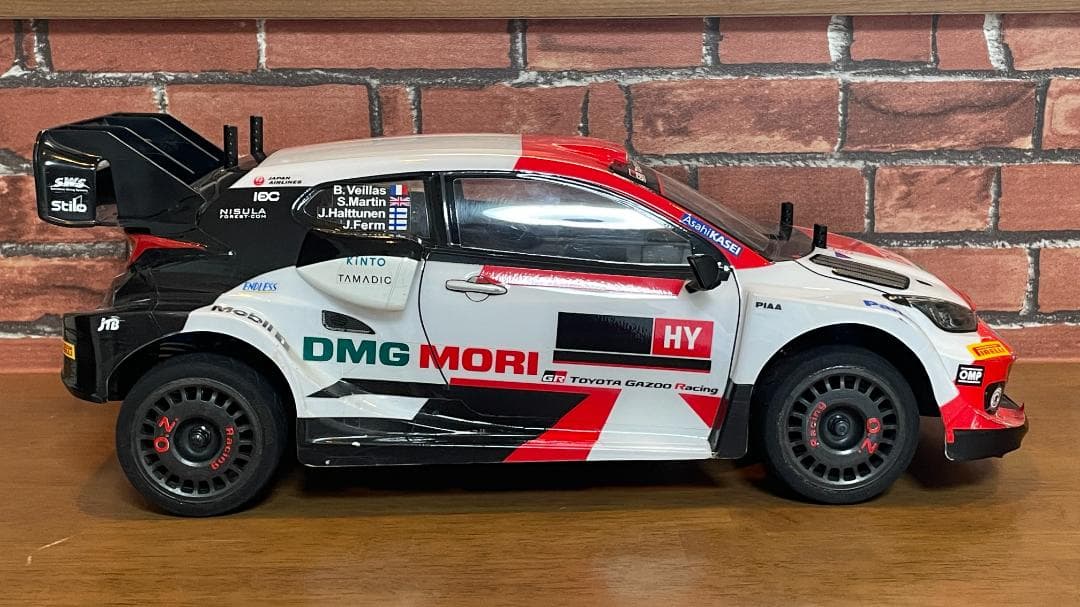 タミヤTT-02 type-XV GRヤリスラリー１ハイブリッドボディ付き