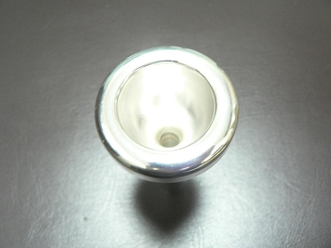 VINCENT BACH 5GS 太管用 マウスピース・未使用の美品・送料込！