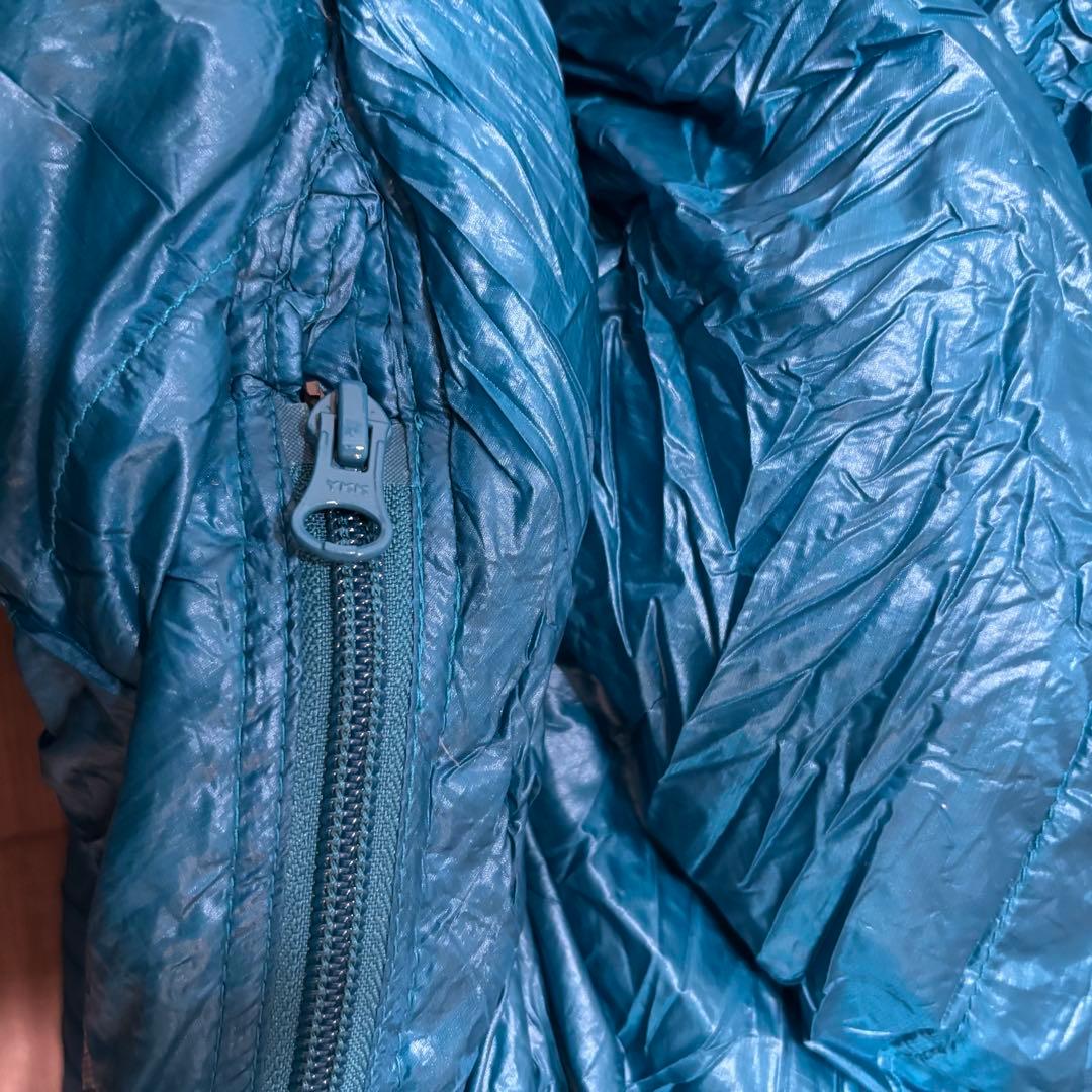 モンベル　ダウンハガー#3 高品質800FP 超軽量・コンパクト 収納袋付き！