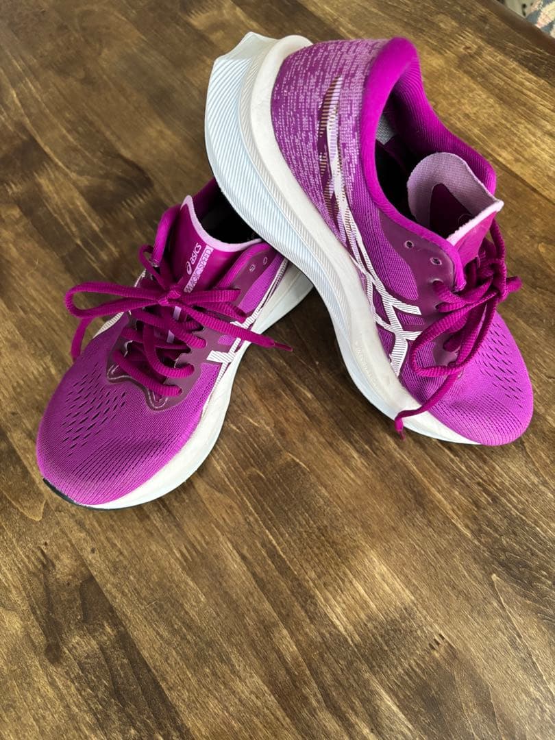 asics マジックスピード 4 24㎝ ランニングシューズ パープル