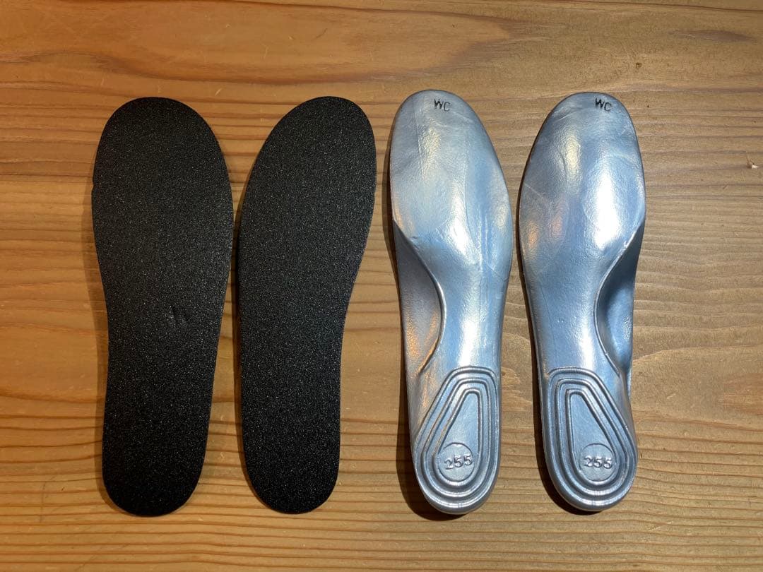 2025-2026年LANGEインナーブーツ（25-25.5）未使用、付属品付 - メルカリ