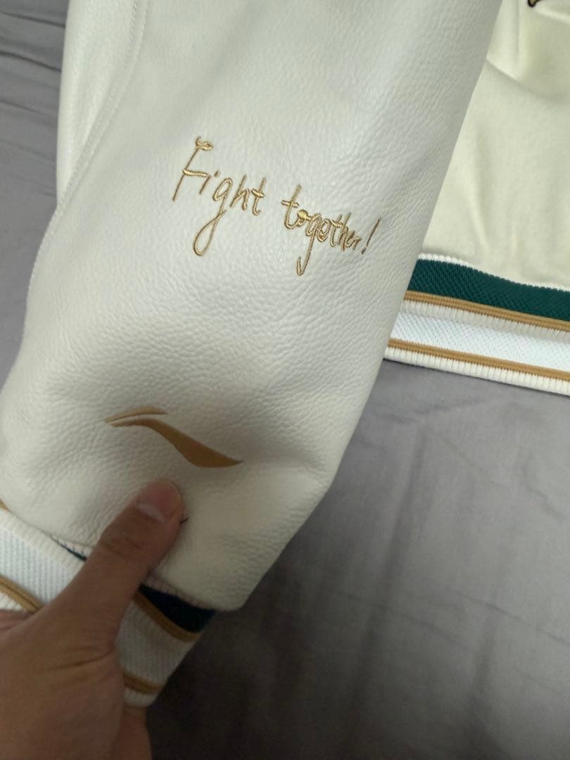 ホワイト ジャケット LIVE WITH HOOPS 南家