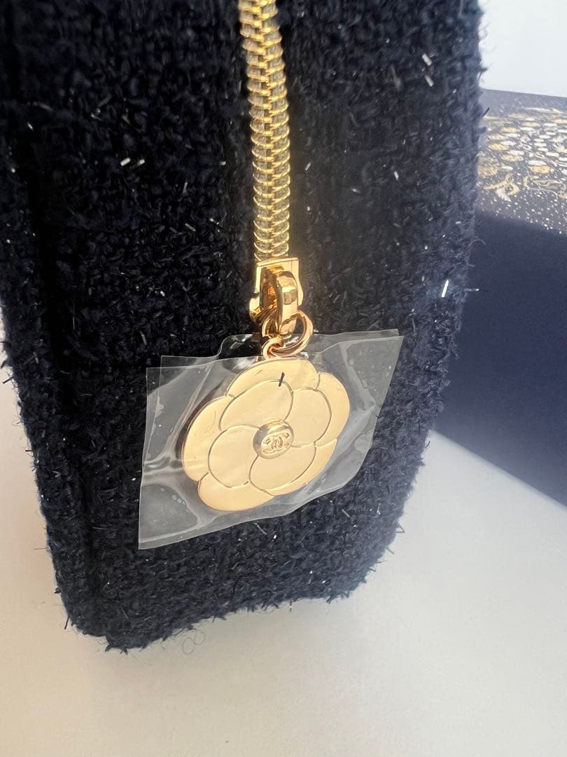 限定品CHANEL リップ＆ネイルケア特別ポーチセット