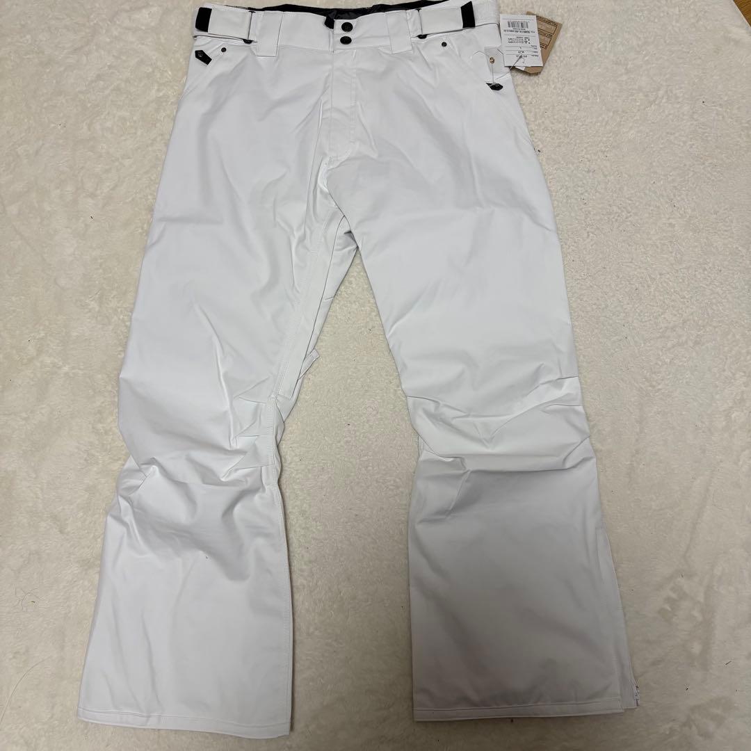 新品 FNS49 スノーボード　ジャケット パンツ FN-2305 上下