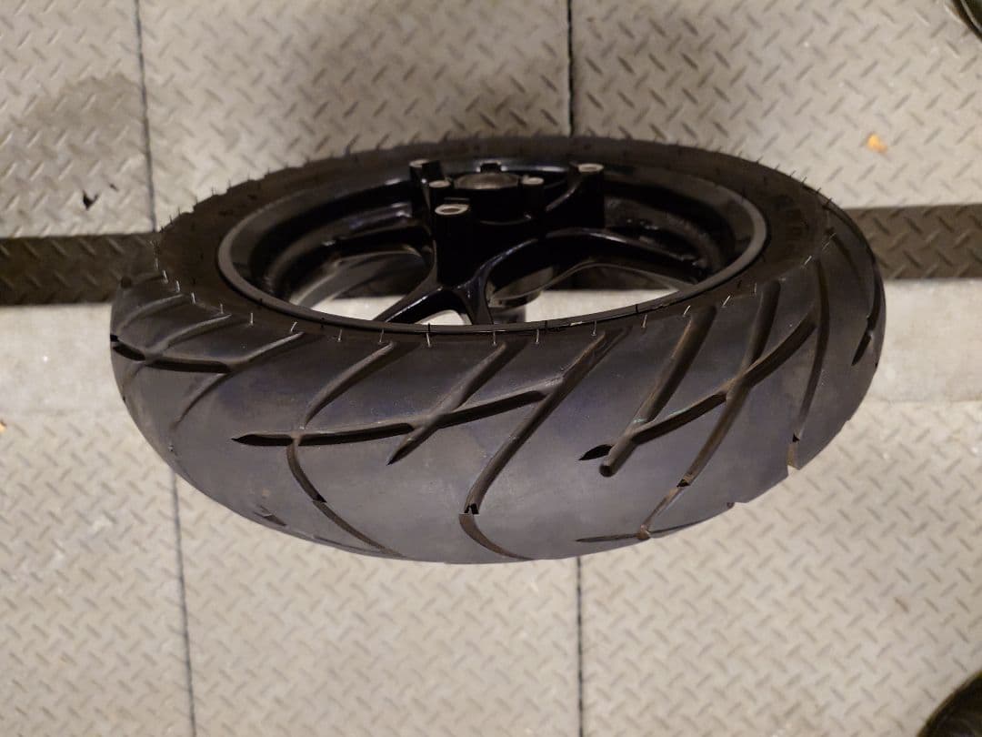 ヤマハ純正DURO 120/70-12 即装着可 グリファス