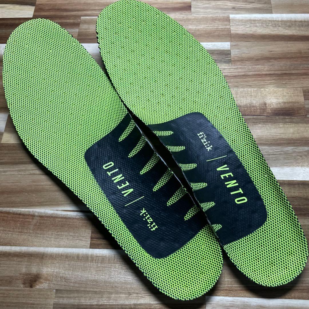 fizik VENTO STABILITA CARBON 限定カラー 43.0