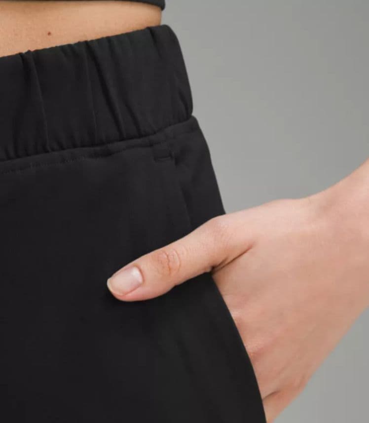 タグ付き　新品未使用　ルルレモン Luxtreme™ ジョガー XS 黒