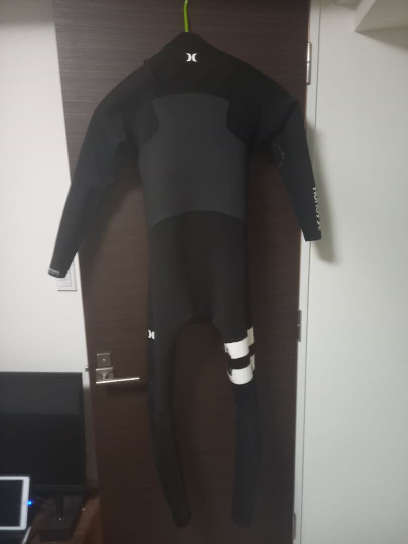 HURLEY ハーレーADVANTAGE PLUS 3/2mm チェストジップ