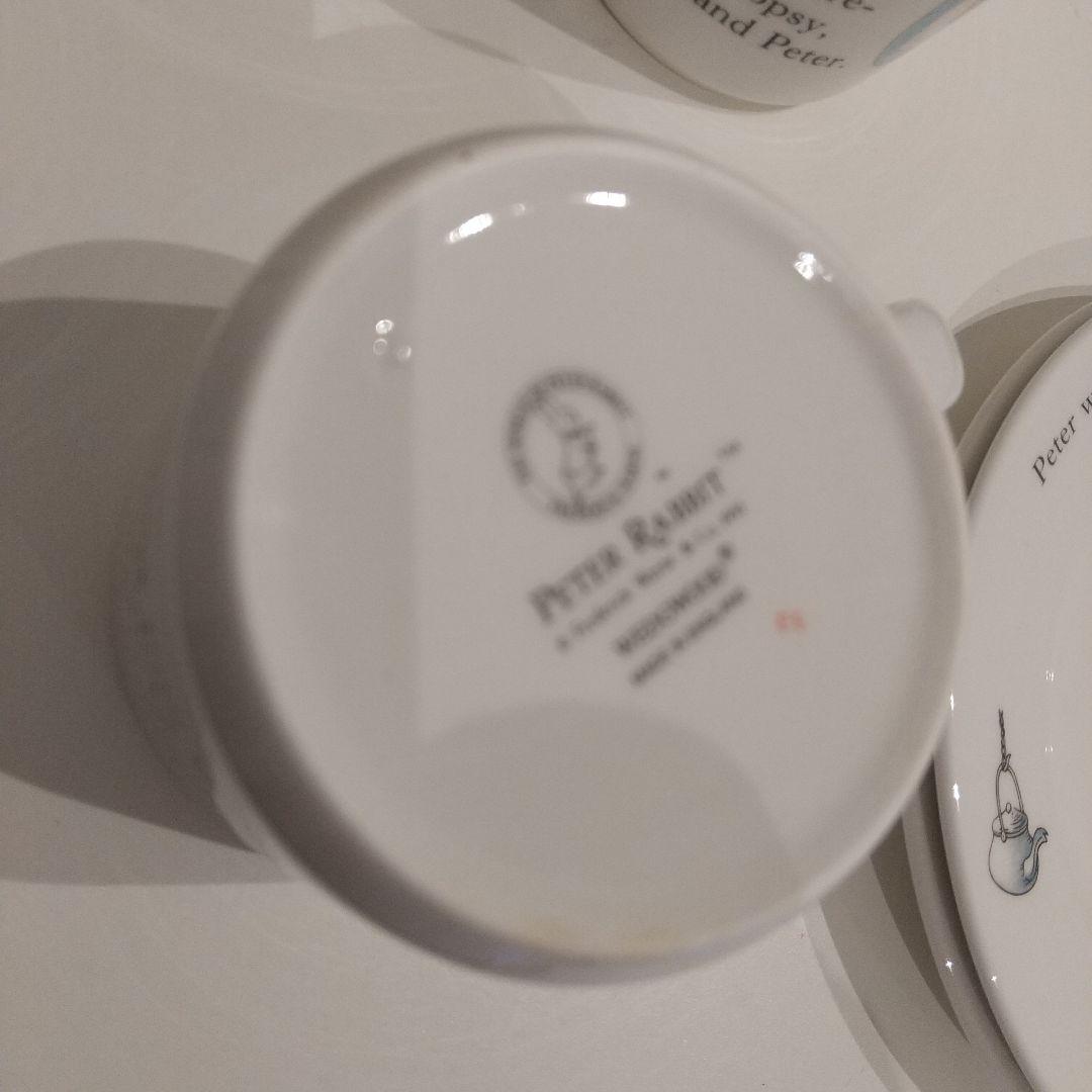 ウエッジウッド・ピーターラビットシリーズ・１７点セットです。