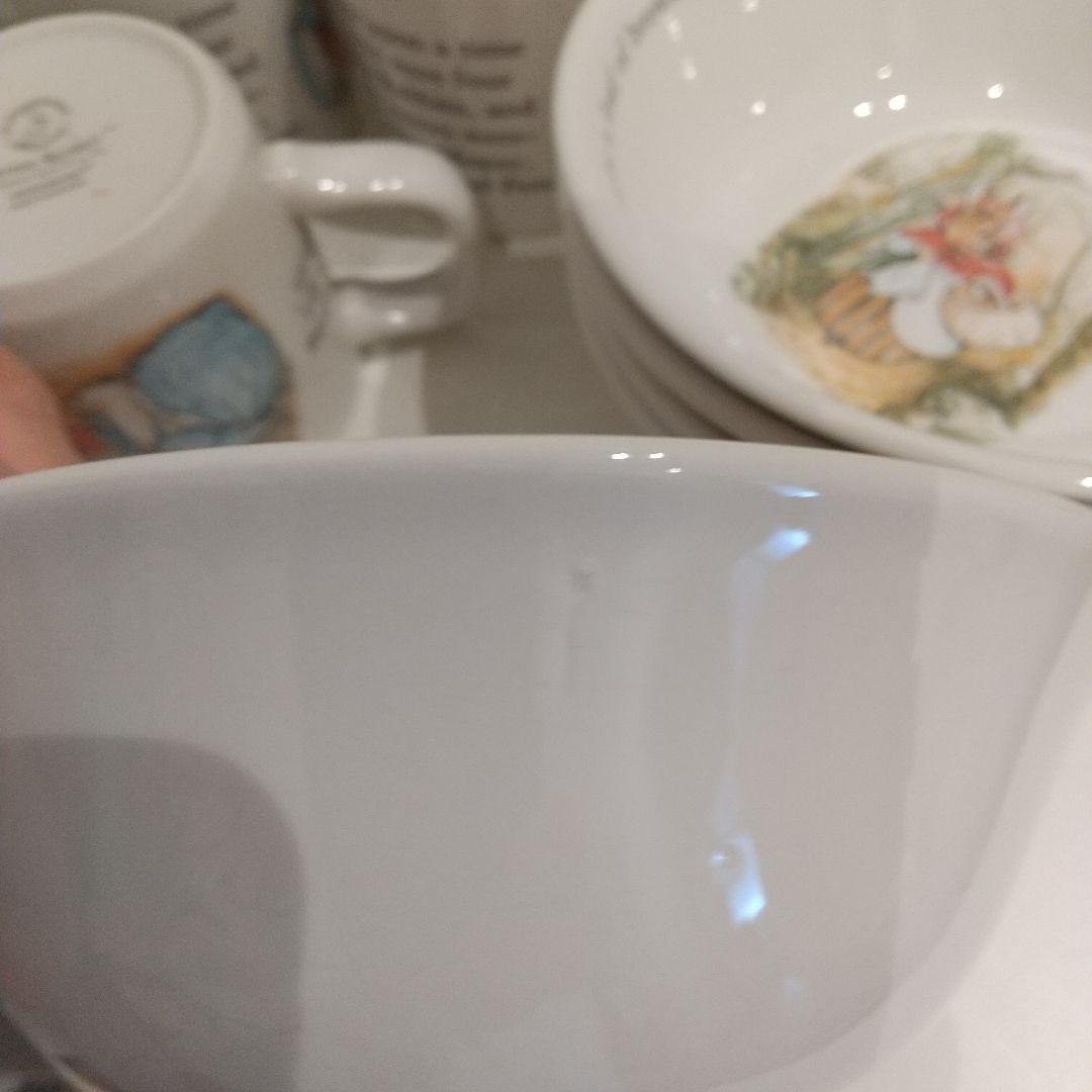 ウエッジウッド・ピーターラビットシリーズ・１７点セットです。