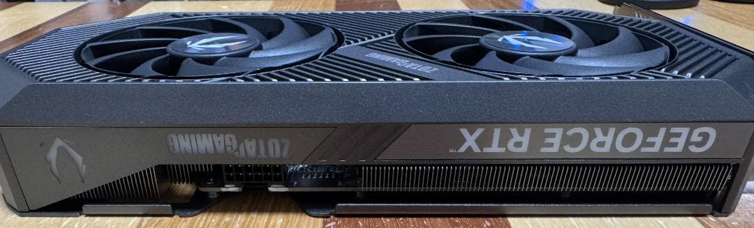 ZOTAC GEFORCE RTX 5070 [バルク品]