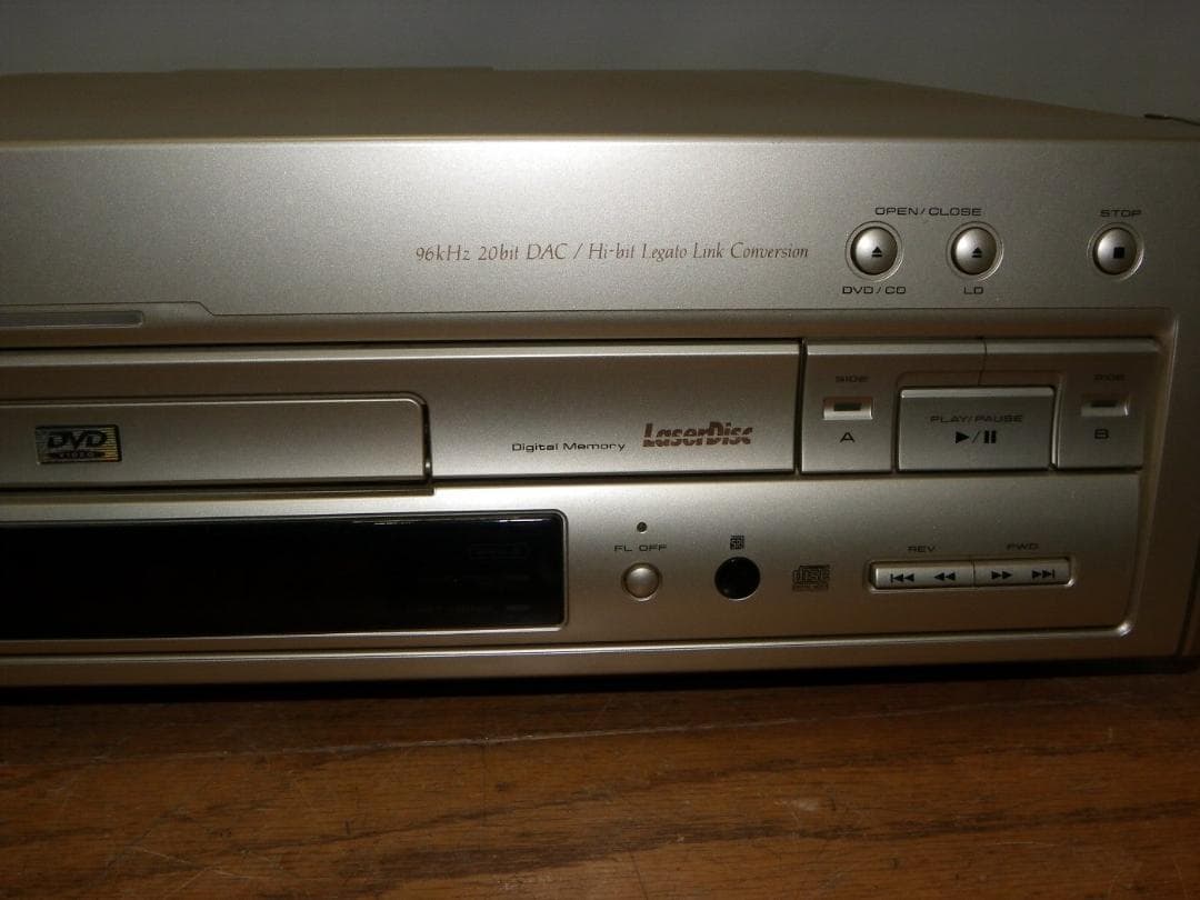 パイオニア　LD/DVD/CD　プレーヤー　DVL-9