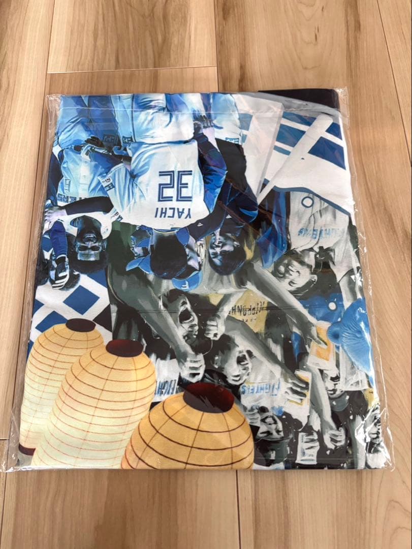 ファイターズ　限定　グッズ　しゃけまる　えふたん　法被　ヘルメット　シャツ