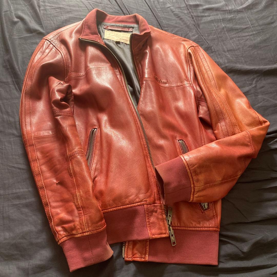 AVIREX 革ジャン　レッド