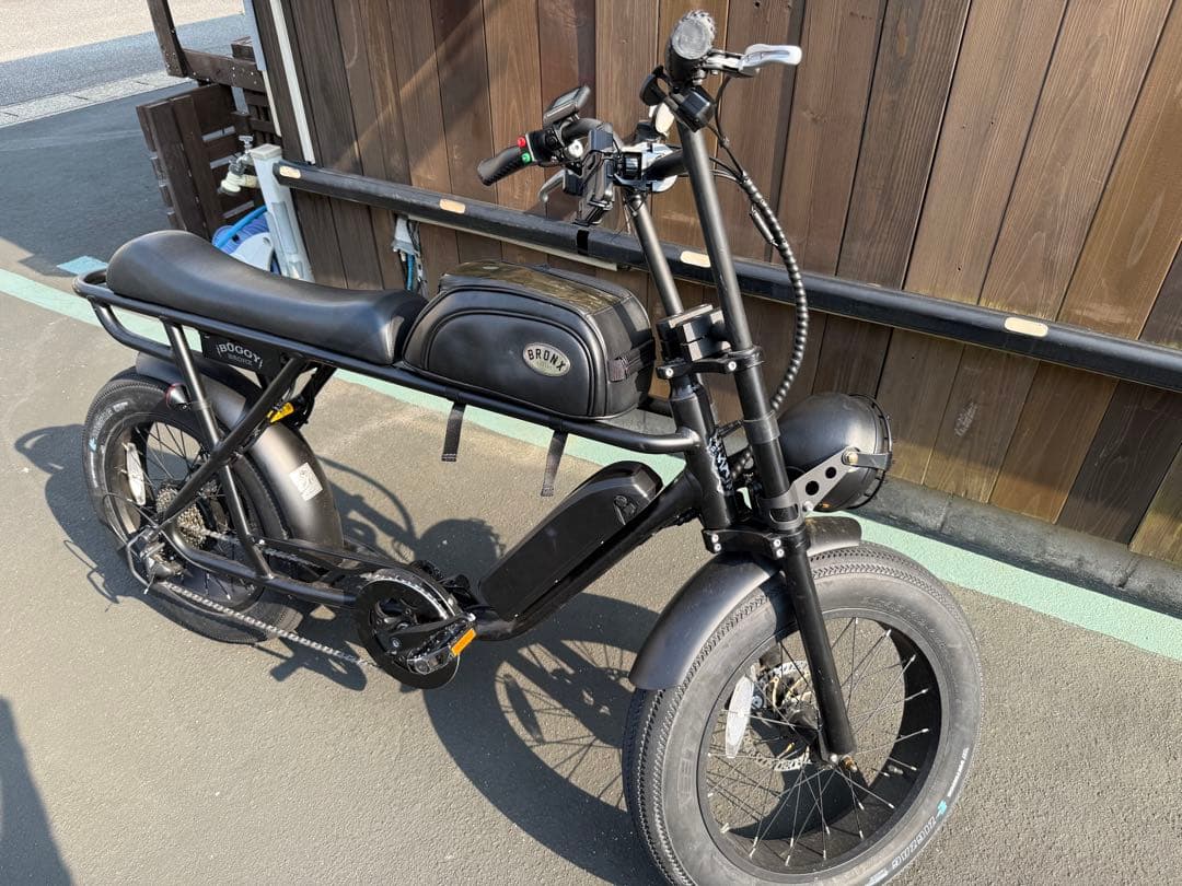 送料別　ブロンクス　バギー