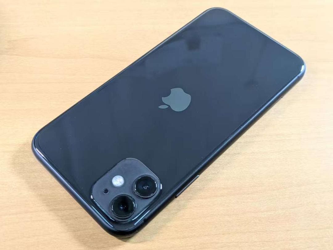 スマートフォン本体 010700G iPhone11 A2221 64GB