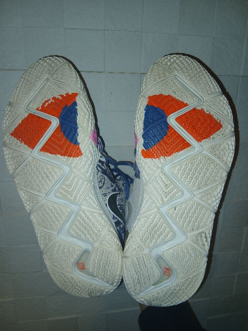 【極美品】NIKE カイリー6 Pre-Heat \"What The\" 30cm