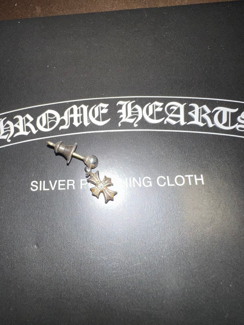 CHROME HEARTタイニーECHプラス 1ダイヤ ドロップピアス シルバー