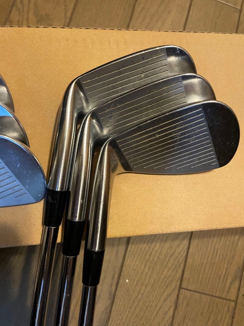 ミズノ　GRAIN FLOW FORGEDアイアン6本　ダイナミックゴールド