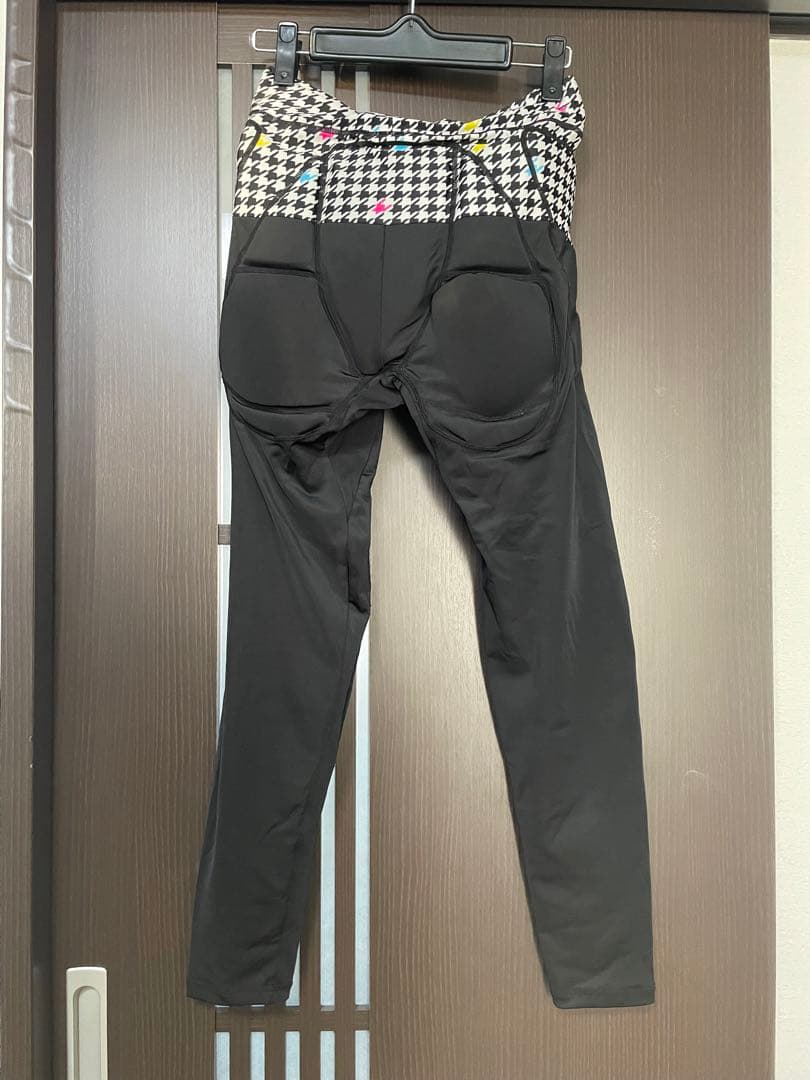 ビラボン　ウェア　Mサイズ