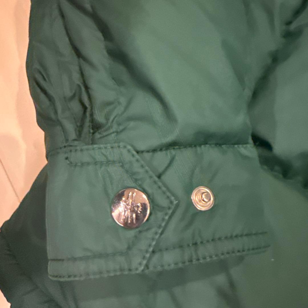 23aw MONCLER ダウンジャケット グリーン タグ付き