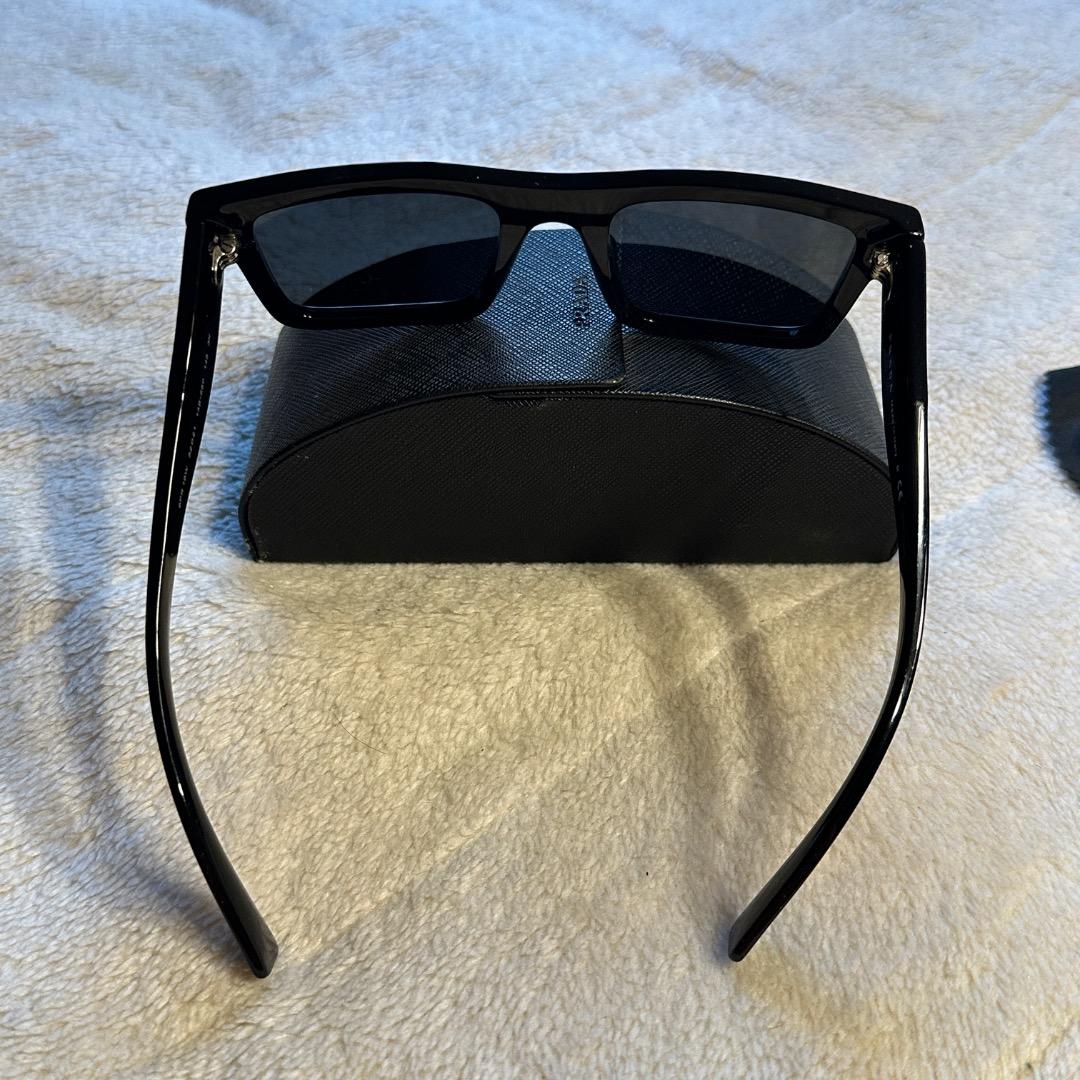 PRADA 19WS イタリア スクエア サングラス
