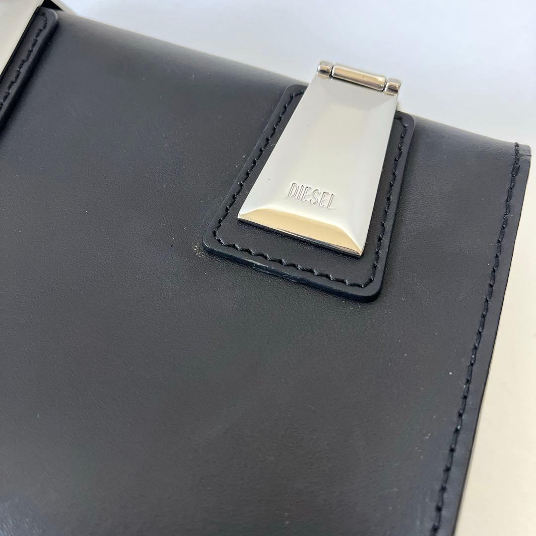 ディーゼル　ミニショルダーバッグ　レザー　黒　ブラック　斜め掛け　メンズ