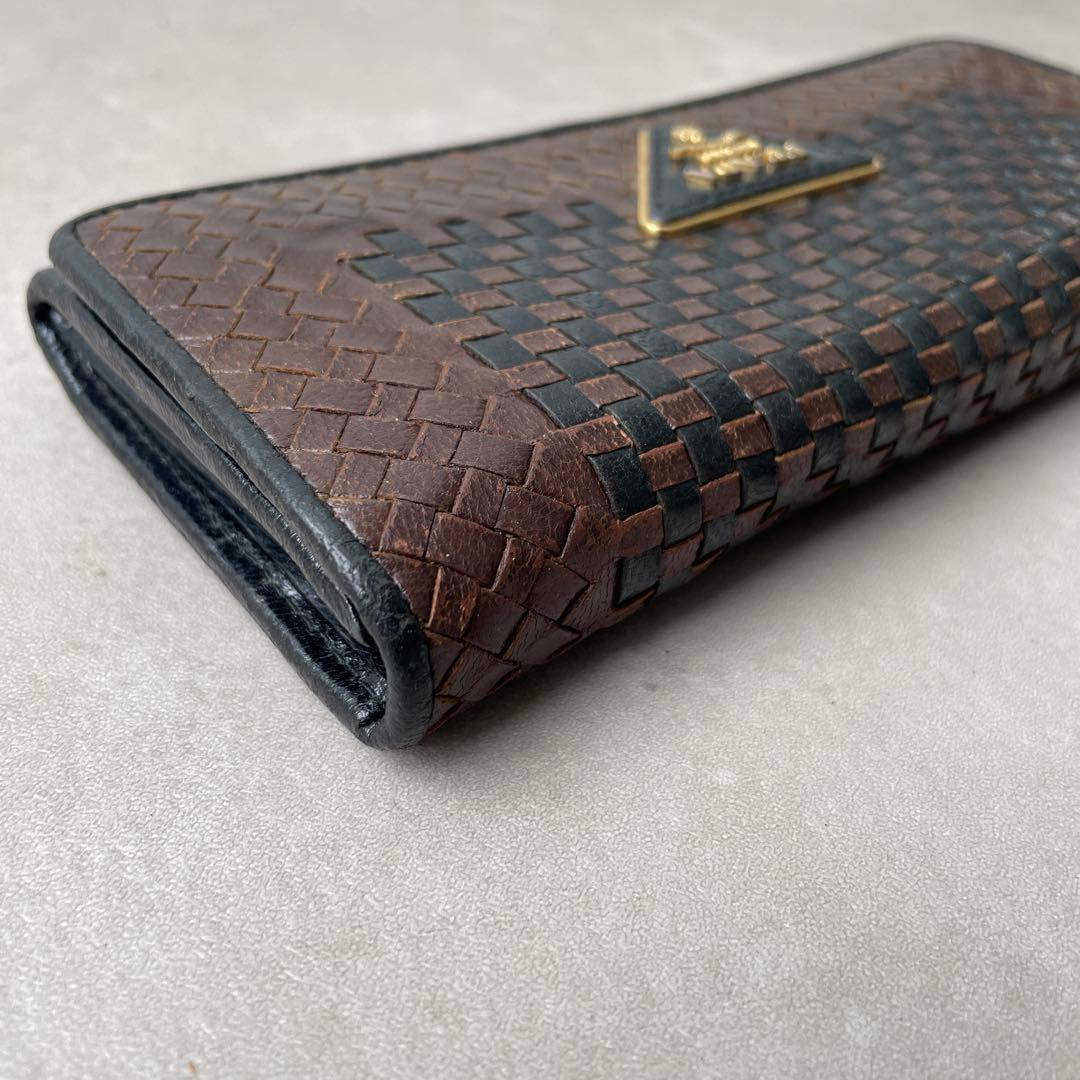 プラダ PRADA レザー 長財布 三角プレート ブラウン ブラック