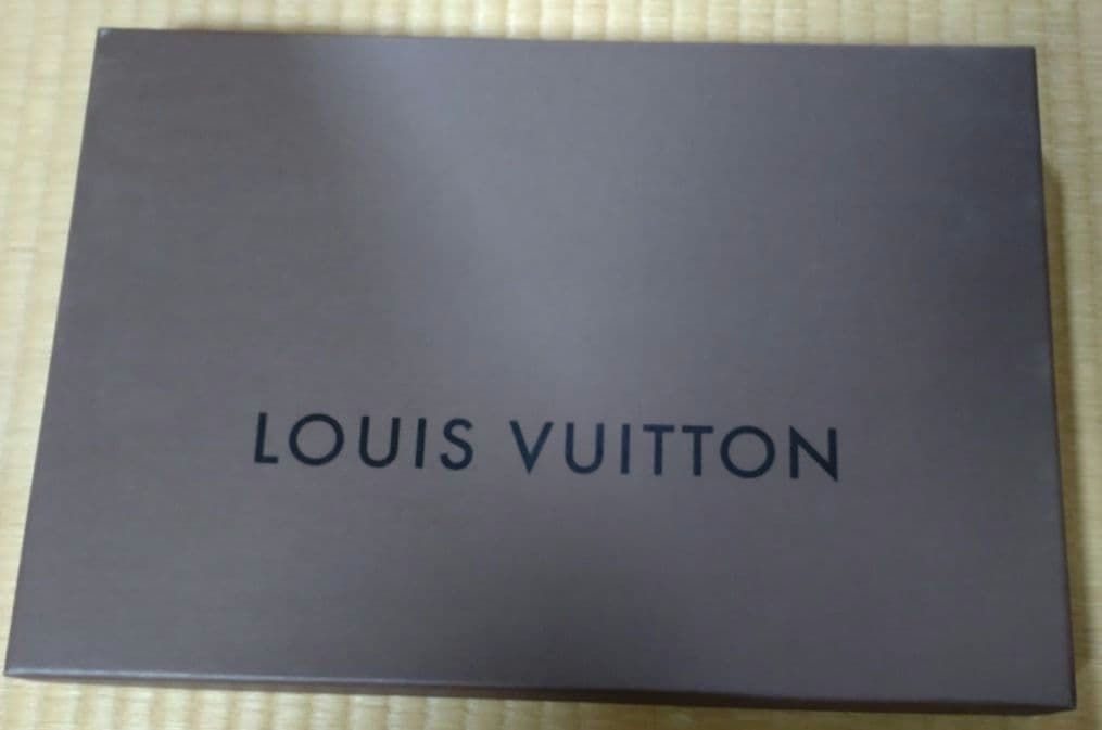 ルイヴィトン メンズマフラー