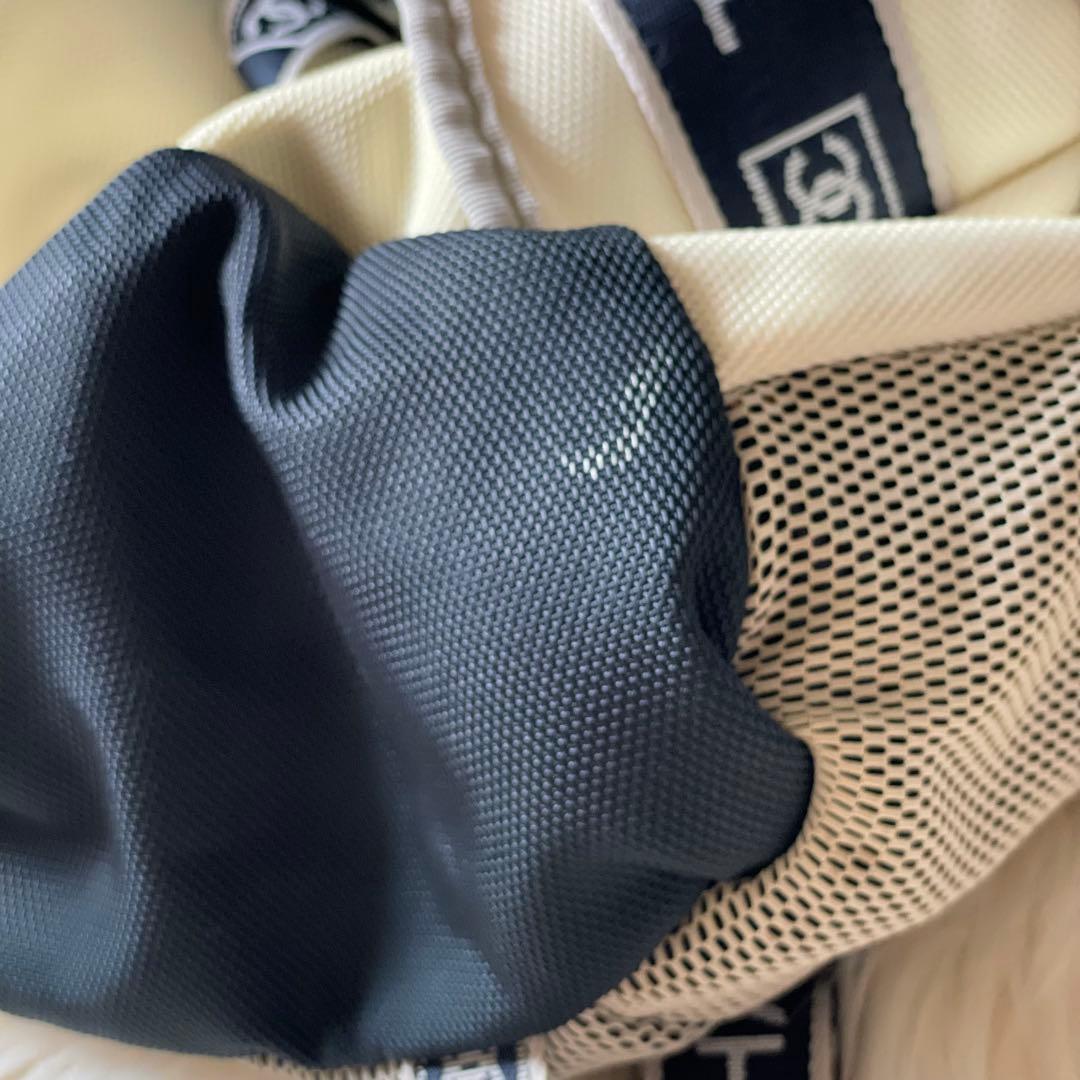 【CHANEL】シャネル スポーツライン ボディバッグ