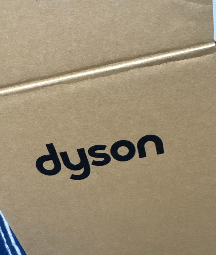 ダイソンヘアストレイトナー