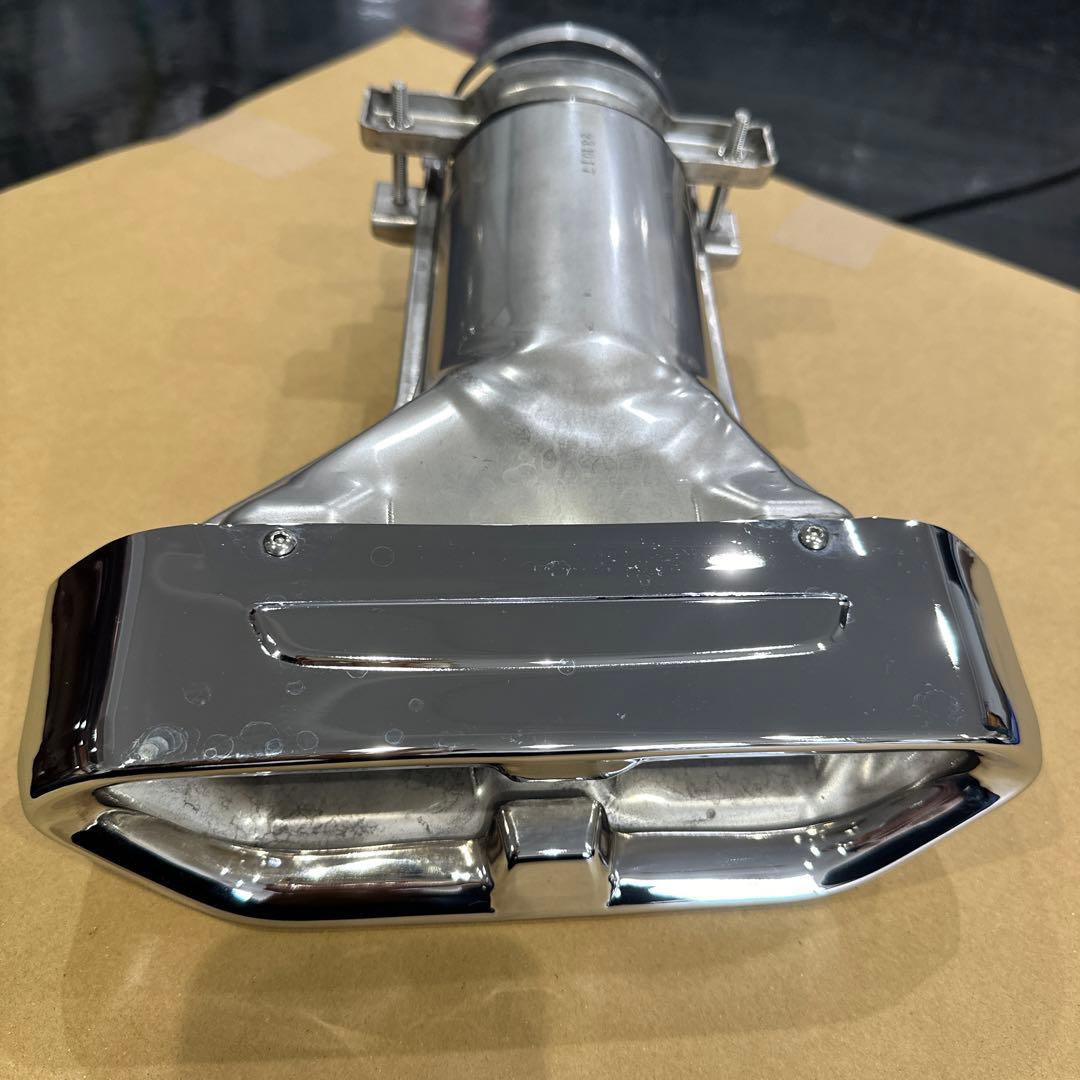 ランクル300 ZX モデリスタ マフラーカッター - メルカリ