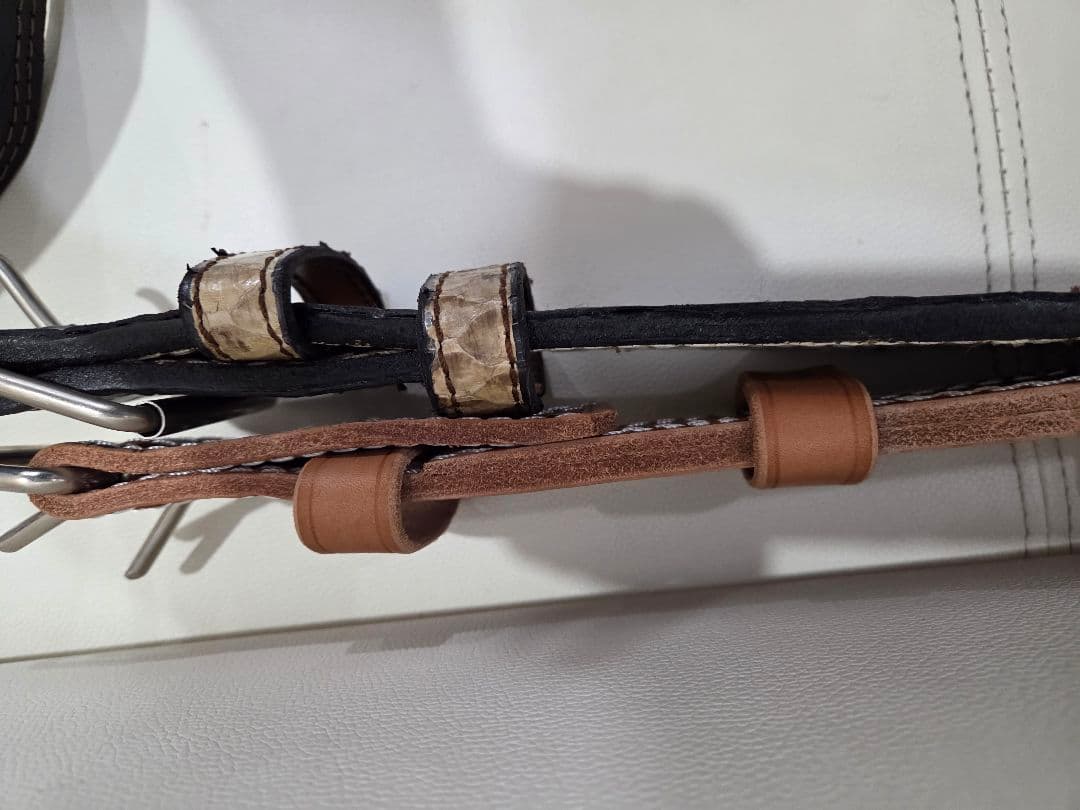 特注品、アメリカンドリーム黒いトレーニングベルト　クロコダイル風Sサイズ