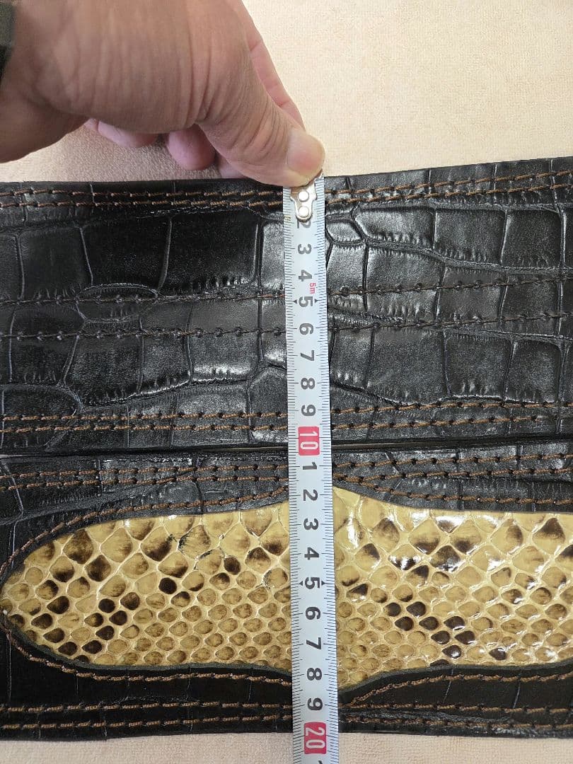 特注品、アメリカンドリーム黒いトレーニングベルト　クロコダイル風Sサイズ