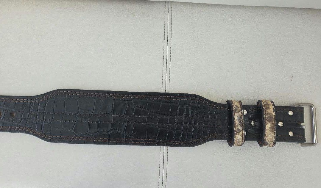 特注品、アメリカンドリーム黒いトレーニングベルト　クロコダイル風Sサイズ