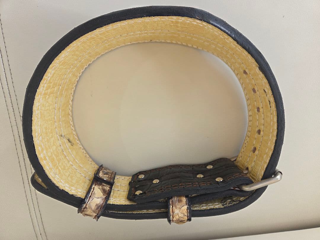 特注品、アメリカンドリーム黒いトレーニングベルト　クロコダイル風Sサイズ