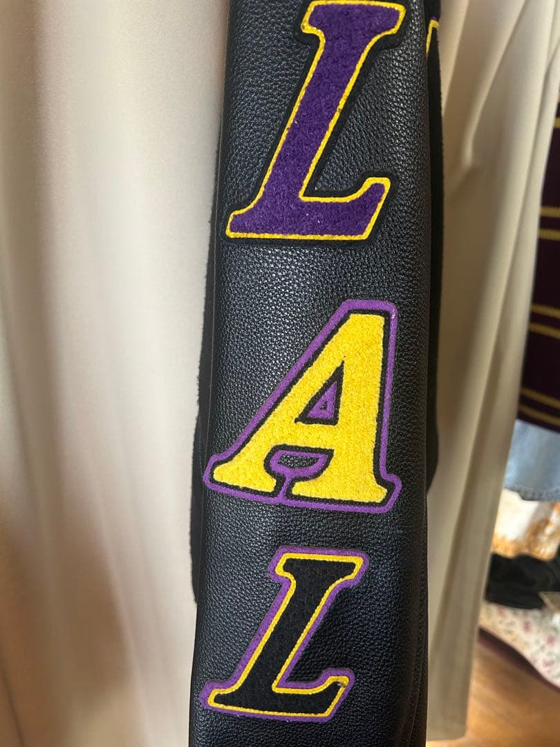 LEKARS スタジャン