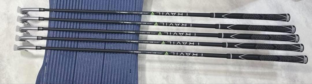 激レア 半中空 GINNICO CB+ IRON 右 TRAVIL 85 S