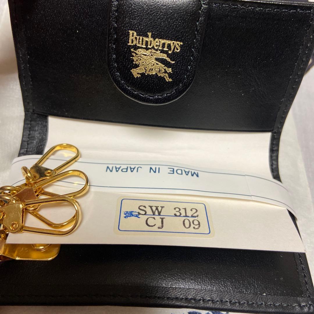 【未使用】バーバリーBURBERRY 4連キーケース 送料込み