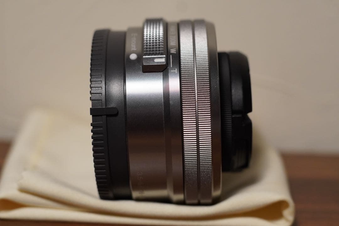 SONY用カメラレンズEPZ 16-50mm F3.5-5.6