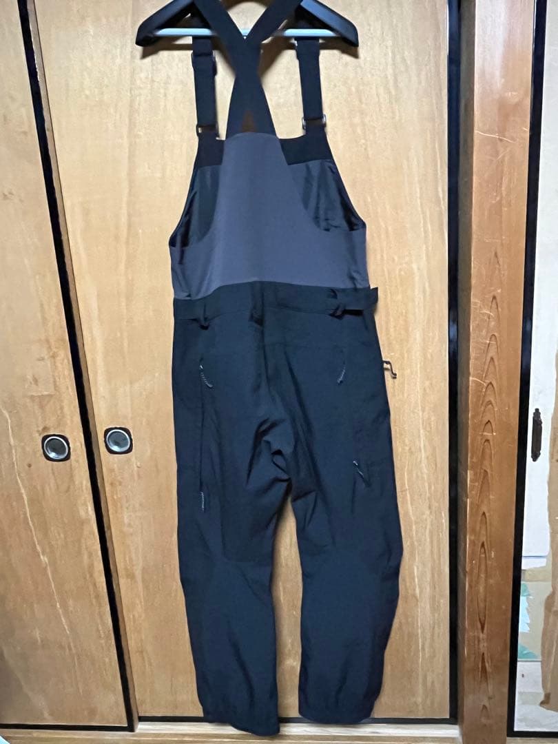 SCAPE POWジャケット BIBパンツ　サンド/ブラック