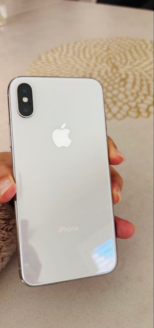 Apple iPhone X シルバー SIMフリー 256GB