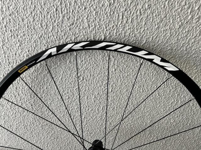 MAVIC　マビック　AKSIUM DISC　前後セット